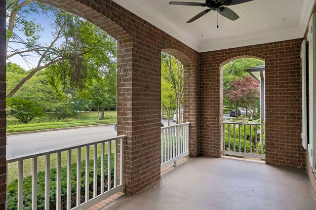 1176 Westhaven Blvd, Franklin, TN 37064