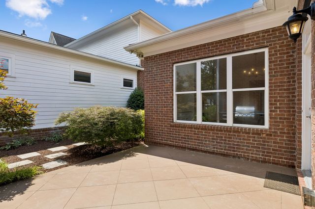 1176 Westhaven Blvd, Franklin, TN 37064
