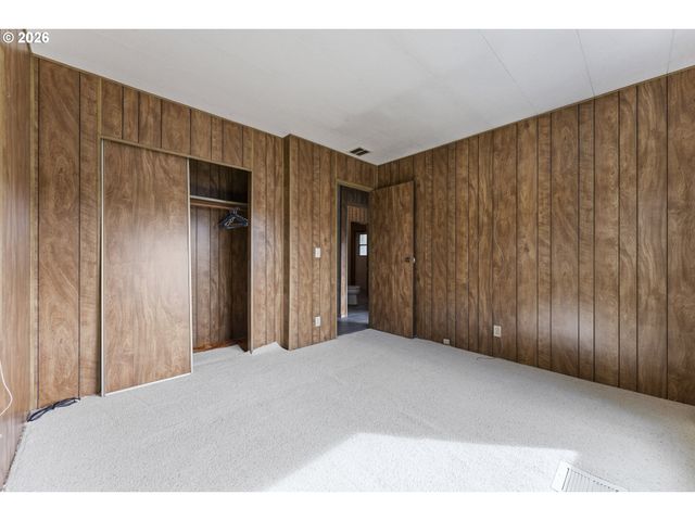 1600 RHODODENDRON Dr 415, Florence, OR 97439