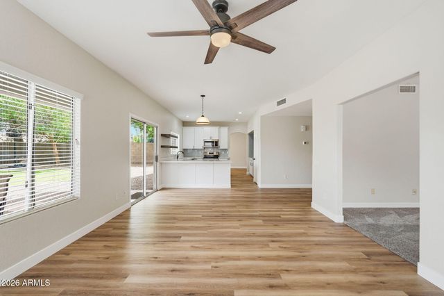 6046 E RIVERDALE Street, Mesa, AZ 85215