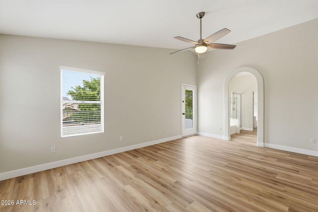 6046 E RIVERDALE Street, Mesa, AZ 85215