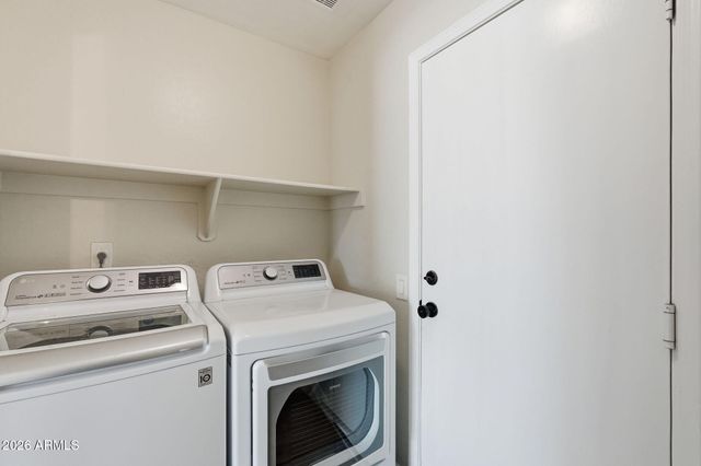 6046 E RIVERDALE Street, Mesa, AZ 85215