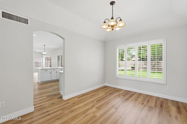 6046 E RIVERDALE Street, Mesa, AZ 85215