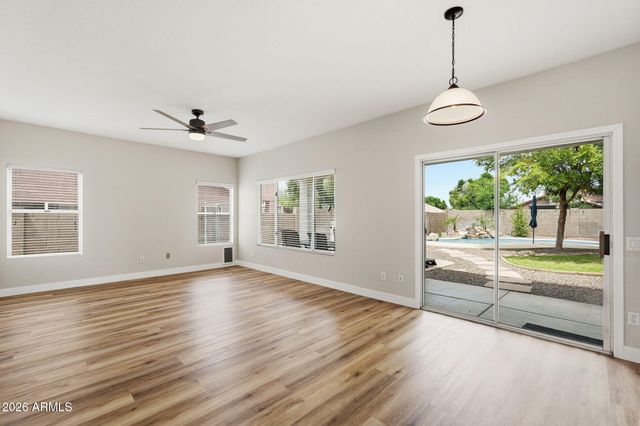 6046 E RIVERDALE Street, Mesa, AZ 85215