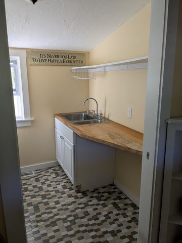 30 Hannah Dustin Drive, Concord, NH 03301