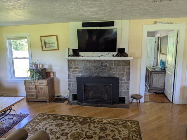 30 Hannah Dustin Drive, Concord, NH 03301