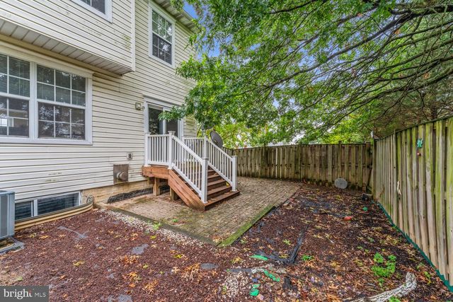 6817 SIGNATURE CIR, Alexandria, VA 22310