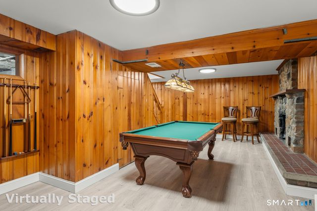 2 Burr Hill Terrace, North Branford, CT 06471