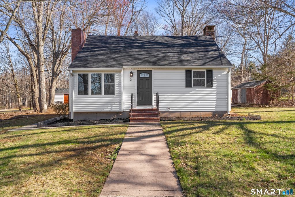 2 Burr Hill Terrace, North Branford, CT 06471