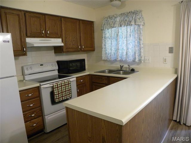 822 Highland Hill Court G, St Peters, MO 63376