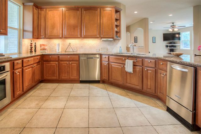 1634 Topaz Trail, Willis, TX 77378