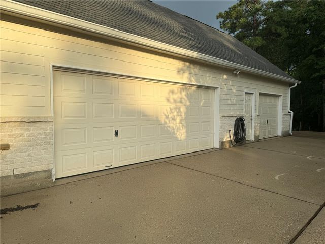 1634 Topaz Trail, Willis, TX 77378