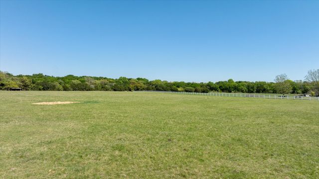 Lot 16 W Hidden Meadow Court, Cresson, TX 76035