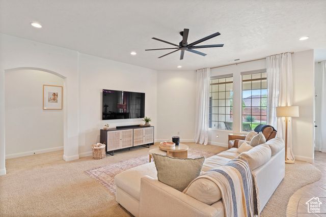 2032 E CIRCLE RIDGE DR DR, St. George, UT 84790