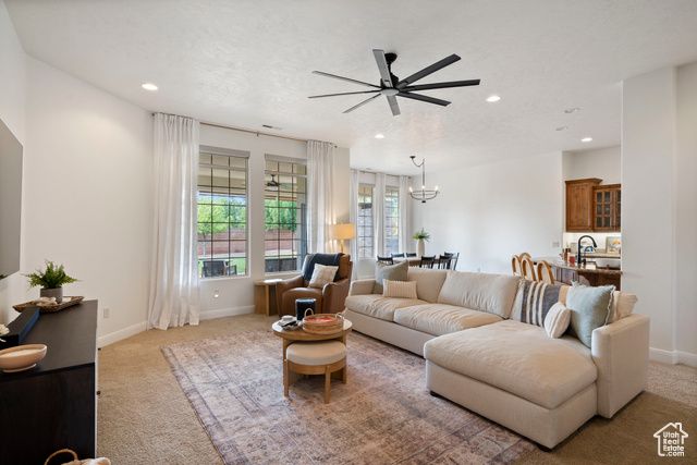 2032 E CIRCLE RIDGE DR DR, St. George, UT 84790