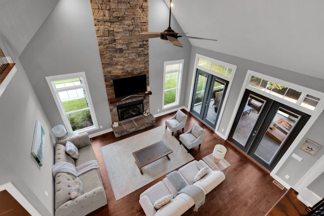 22 Hammock Dr, Winchester, TN 37398