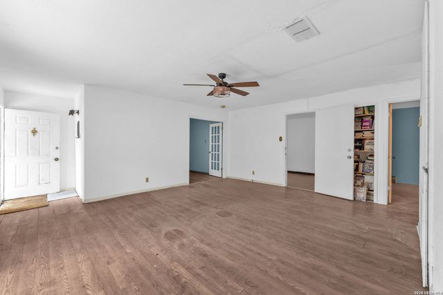 4807 BORCHERS DR, Kirby, TX 78219