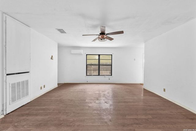4807 BORCHERS DR, Kirby, TX 78219