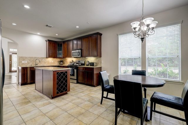 3 Crocus Petal Street, The Woodlands, TX 77382
