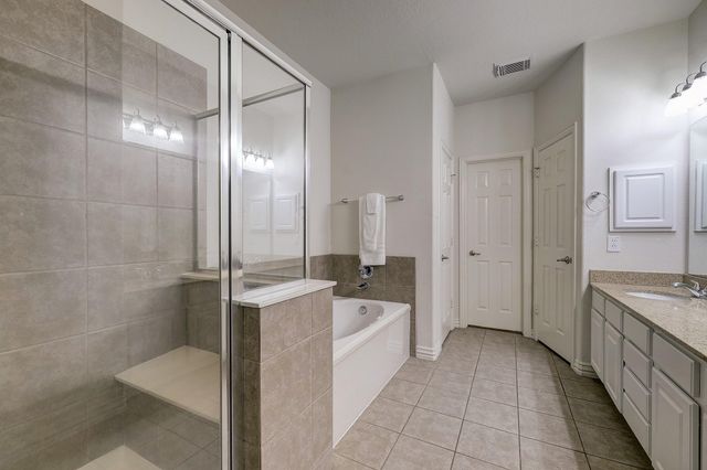 3 Crocus Petal Street, The Woodlands, TX 77382