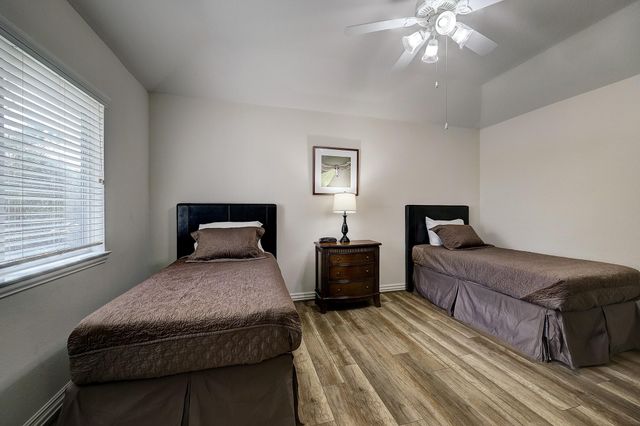 3 Crocus Petal Street, The Woodlands, TX 77382