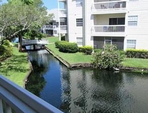 6810 STONES THROW CIRCLE N 13203, St Petersburg, FL 33710