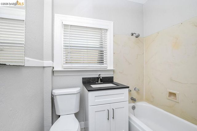 1160 West St, Pittsburg, CA 94565