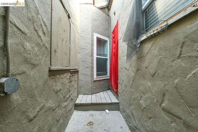 1160 West St, Pittsburg, CA 94565