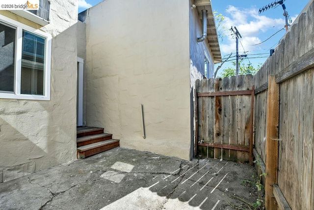 1160 West St, Pittsburg, CA 94565