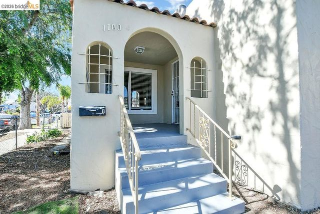 1160 West St, Pittsburg, CA 94565