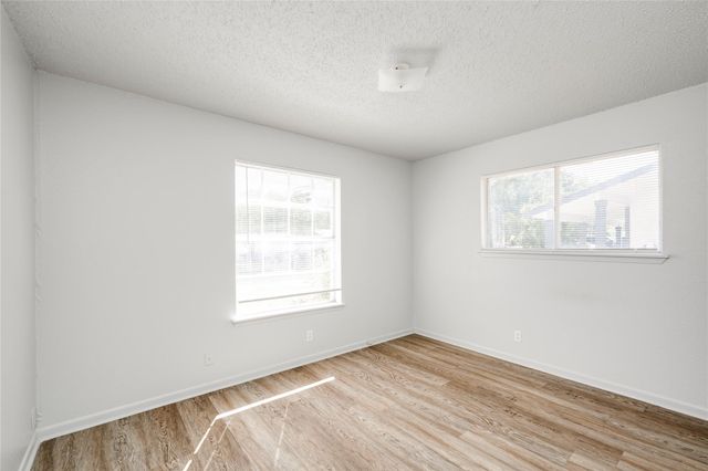 5900 Glen Meadow DR, Austin, TX 78745