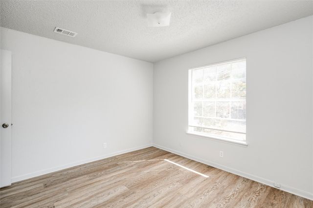 5900 Glen Meadow DR, Austin, TX 78745