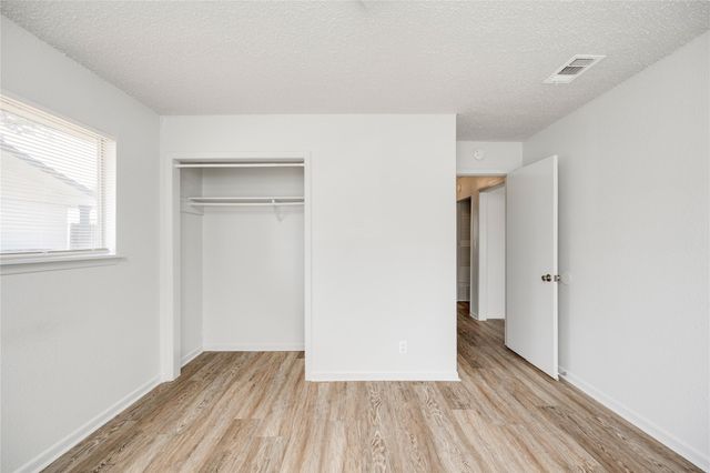 5900 Glen Meadow DR, Austin, TX 78745