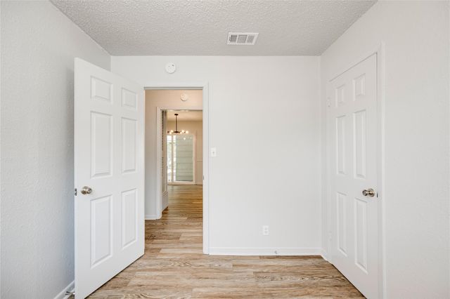 5900 Glen Meadow DR, Austin, TX 78745