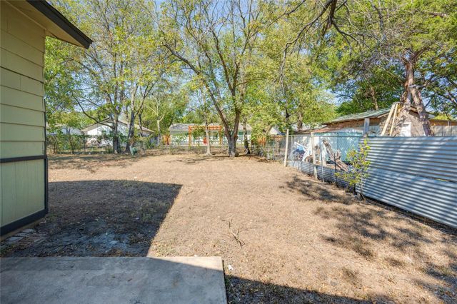 5900 Glen Meadow DR, Austin, TX 78745