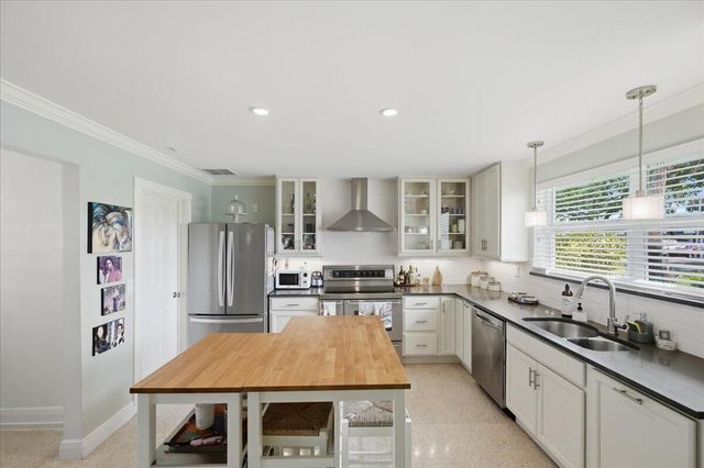 206 SE Wentworth Drive, Stuart, FL 34996