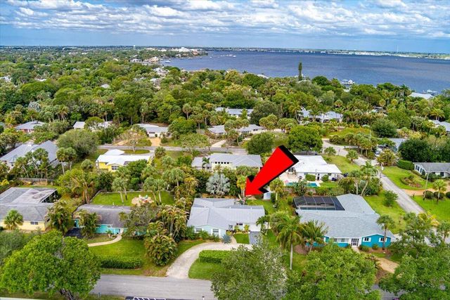 206 SE Wentworth Drive, Stuart, FL 34996