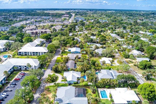 206 SE Wentworth Drive, Stuart, FL 34996