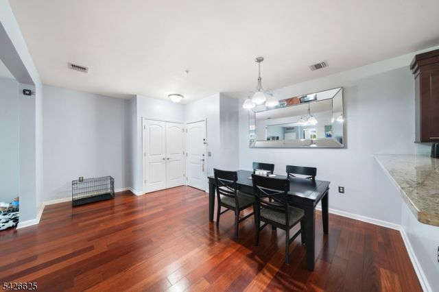 104 E Elizabeth Ave 310, Linden City, NJ 07036