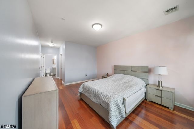 104 E Elizabeth Ave 310, Linden City, NJ 07036