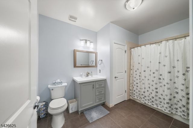 104 E Elizabeth Ave 310, Linden City, NJ 07036