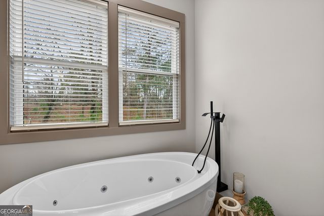 303 Tumbling Shoals Court, Gray, GA 31032