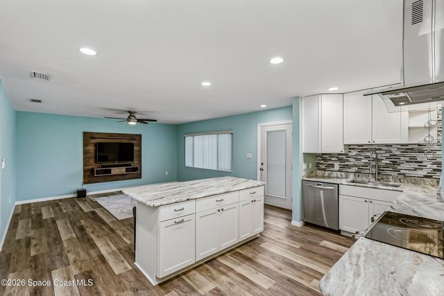 456 Barrello Lane, Cocoa Beach, FL 32931