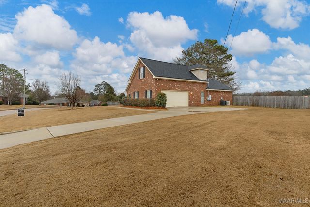 629 Dreyspring Way, Pike Road, AL 36064