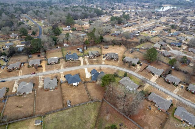 629 Dreyspring Way, Pike Road, AL 36064