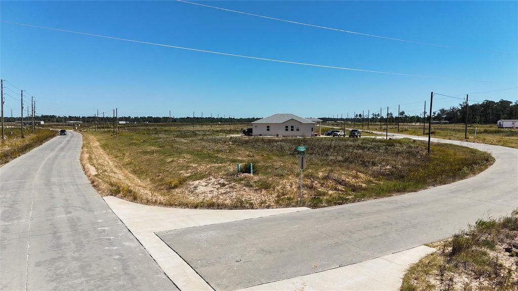 2072 591501, Cleveland, TX 77327