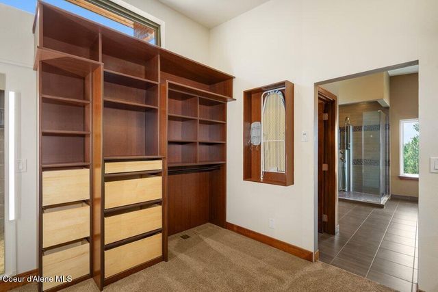 1035 S Valleyview RD, Post Falls, ID 83854