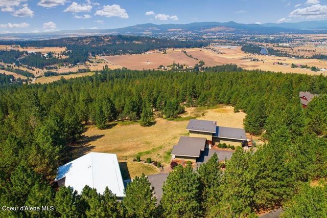 1035 S Valleyview RD, Post Falls, ID 83854
