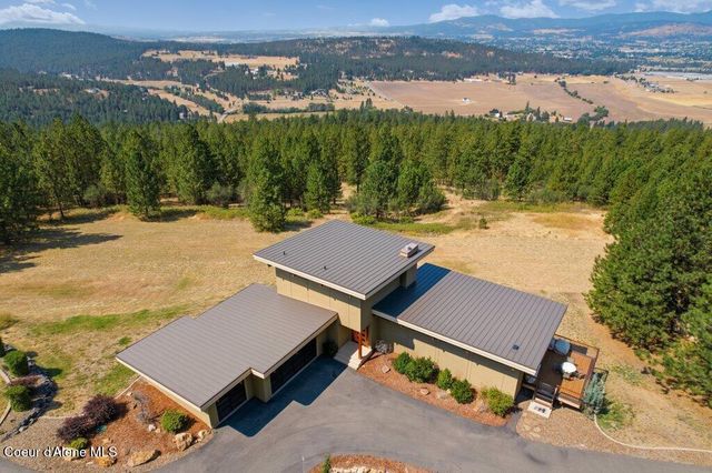 1035 S Valleyview RD, Post Falls, ID 83854