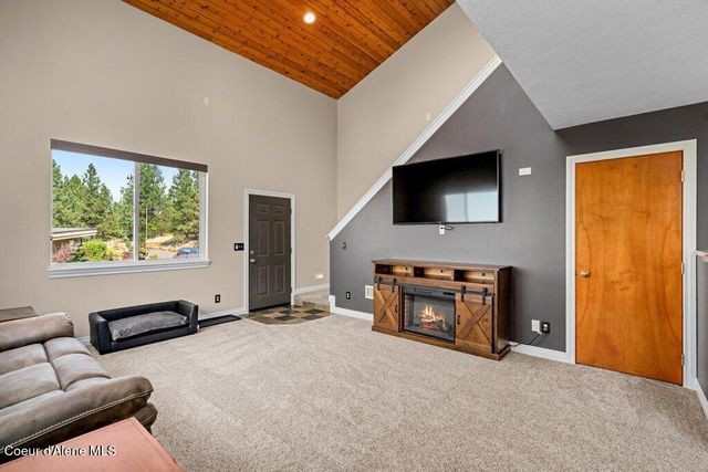 1035 S Valleyview RD, Post Falls, ID 83854